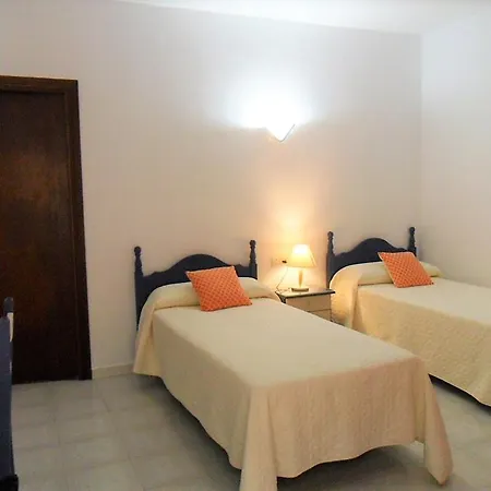 El Capi 2* サオラ