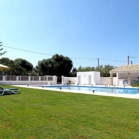 Guest house El Capi 2*